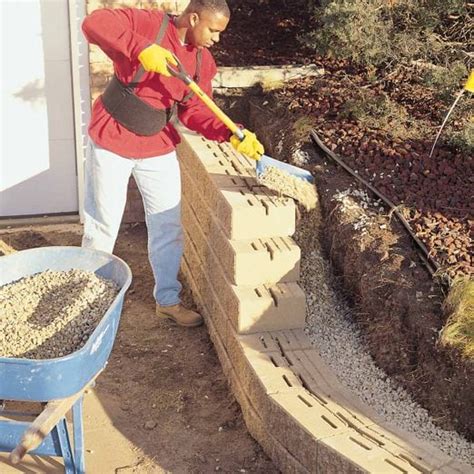 How to Build a Concrete Retaining Wall (DIY) | Family Handyman