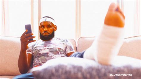 Lakers: LeBron James on condition of foot injury after Timberwolves win