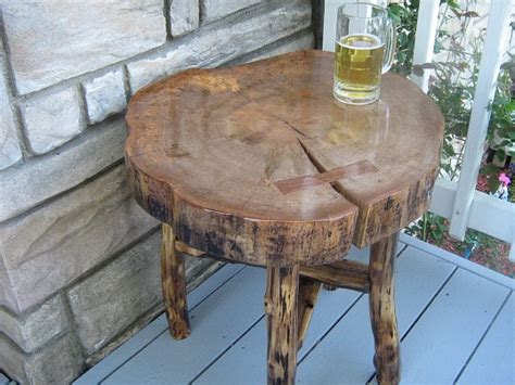 outdoor rustic end table | Woodworking Talk