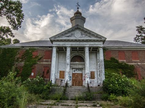 The abandoned administrative building of the former Metropolitan State Hospital (a psychiatric ...