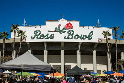 Vintage News Live From The Rose Bowl Flea Market! - BIDSTITCH