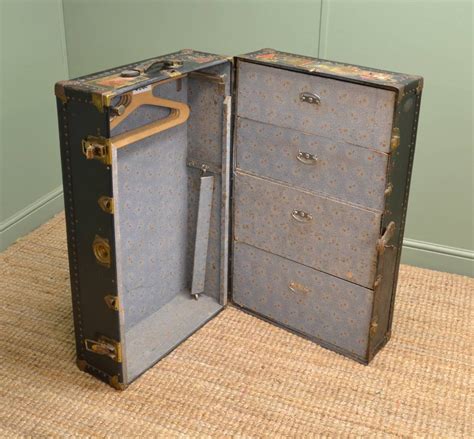 Vintage Watajoy Travel Trunk / Coffee Table. - Antiques World