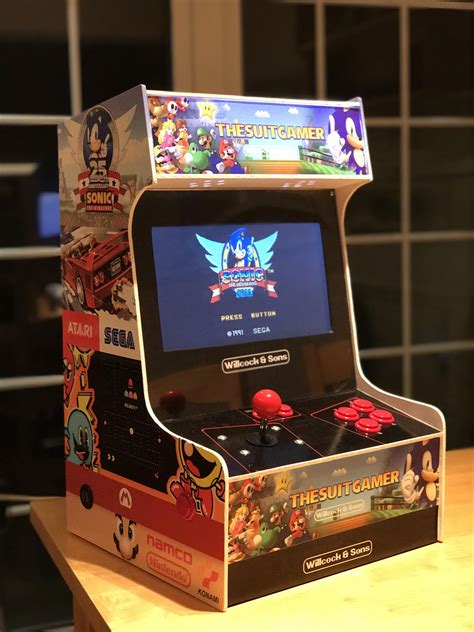 Mini arcade machine