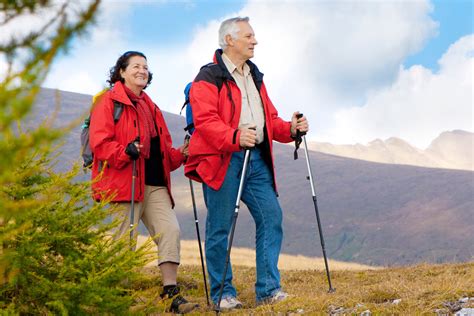 A Guide To Hiking For Active Retirees | Morada Senior Living