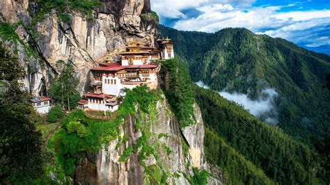 10 Best Places to Visit in Bhutan - Jumbo Realty