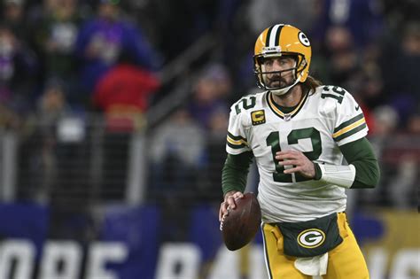 Aaron Rodgers Trade: PFF Unveils 'Realistic' Broncos Proposal - Sports ...