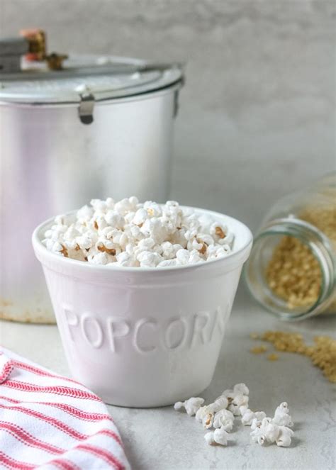 Homemade Stovetop Popcorn | A Mind "Full" Mom