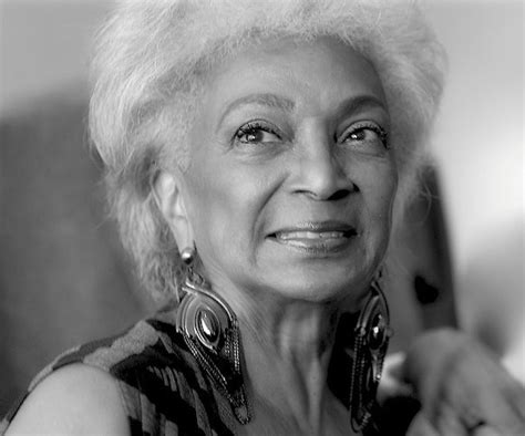 Photojournalist Asks Women One Tough Question | African american movies, Nichelle nichols ...