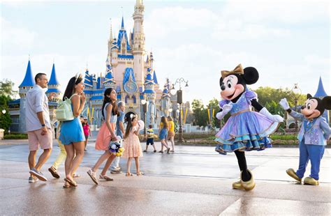 6 Tips for Multigenerational Disney World Vacations