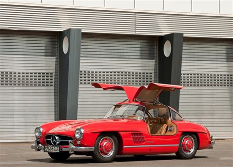 Why No One Makes an Authentic Mercedes 300SL Gullwing Replica