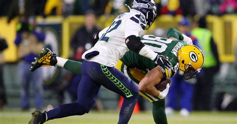 Seahawks-Packers: Field Gulls podcast reviews Seattle's playoff defeat - Field Gulls