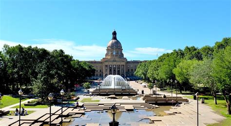 Top 5 Must-See Attractions in Edmonton | The Epoch Times