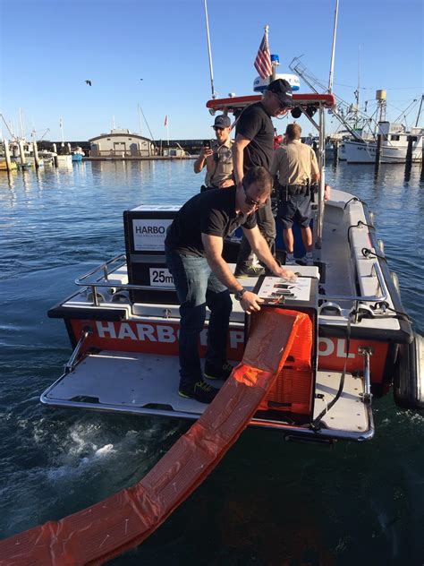 Harbo Technologies | Oil Spill Boom Deployment