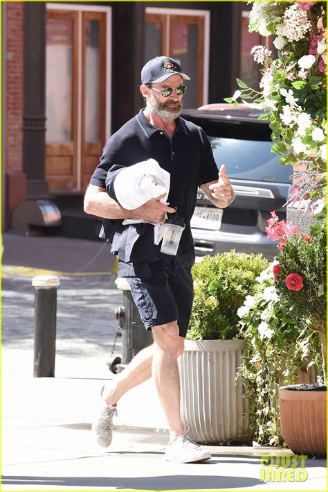 Hugh Jackman Steps Out Without Wedding Ring Amid Deborra-Lee Furness ...