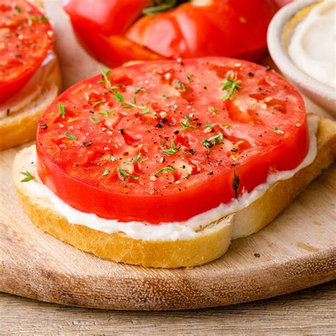 Thick Cut Tomato Sandwich with Homemade Garlic Mayo - Nurtured Homes