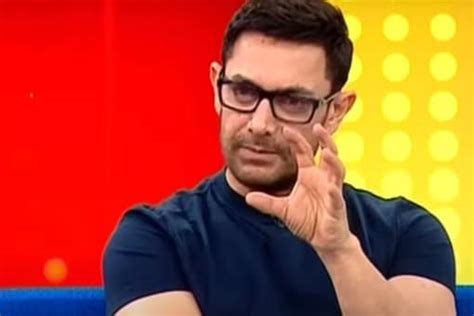 Aamir Khan’s Train Stunt Scene From 'Ghulam' Goes Viral, Twitter Screams 'VFX' - News18