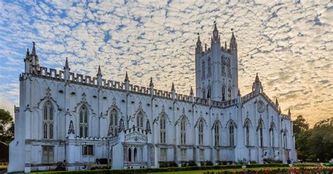 This Cathedral In Kolkata Is Quite A Replica Of Norwich Cathedral In UK | Curly Tales