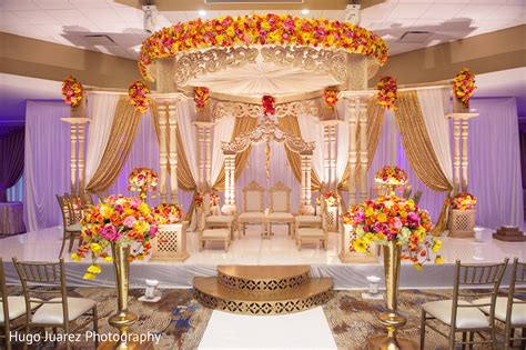 Heavenly Indian wedding Mandap decorations. | Photo 164175