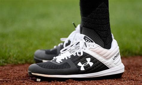 7 Best Youth Baseball Cleats for Wide Feet Reviewed in 2024