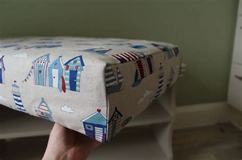 Tutorial Tuesday: Box cushion cover | Diy cushion covers, Sewing ...