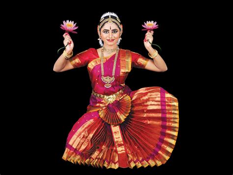 Bharatanatyam - Indian classical dance form | Bharatanatyam poses, Dance of india, Bharatanatyam