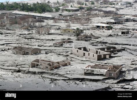 Montserrat volcano 1995 hi-res stock photography and images - Alamy