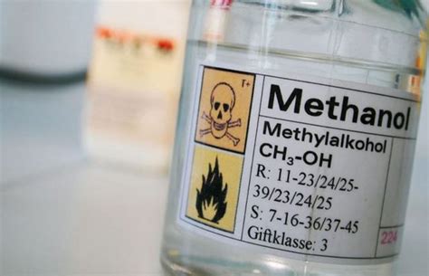 Why use ethanol to treat methanol poisoning? | Vinmec