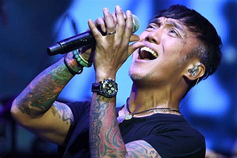 Journey's Arnel Pineda Will Be the Subject of an Upcoming Biopic