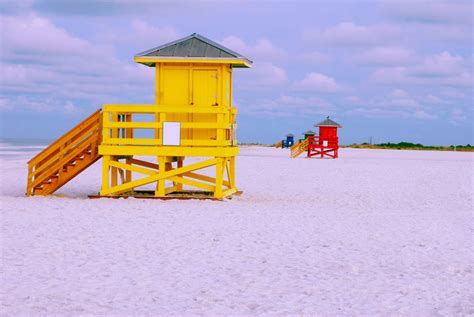 Best Beaches in Sarasota, Florida - Siesta Key Beach Resort and Suites