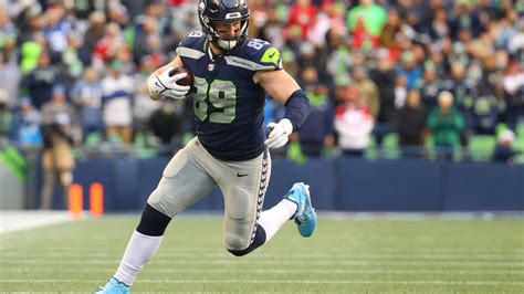 Report: Will Dissly re-signing with Seahawks on three-year deal | FOX ...