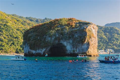 Heaven on Earth - Los Arcos & Las Animas Private Boat Tour