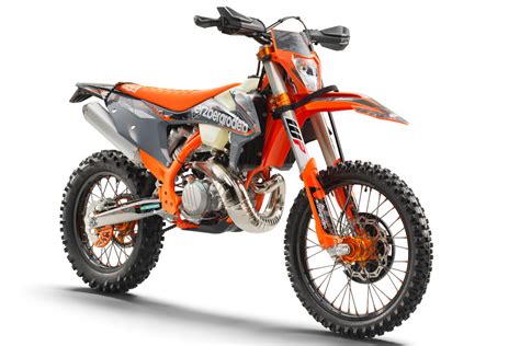 First look: 2023 KTM 300 EXC Erzbergrodeo edition