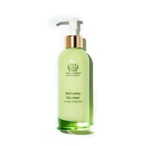 12 Best Anti-Aging Face Washes, Reviewed by Editors | Who What Wear