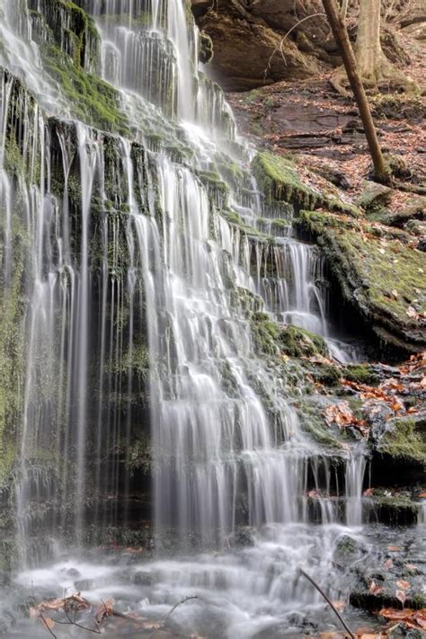 Secret Waterfalls in Tennessee | Tennessee waterfalls, Waterfall, Vacation inspiration