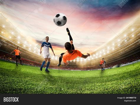 Football Scene Image & Photo (Free Trial) | Bigstock