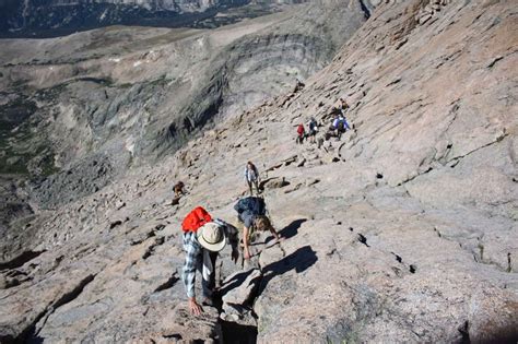 Longs Peak Hiking Guide | REI Co-op Adventure Center