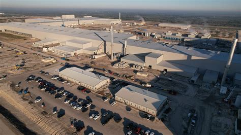 Steel Dynamics Mill Launches in Texas (Updated) - Railway Age