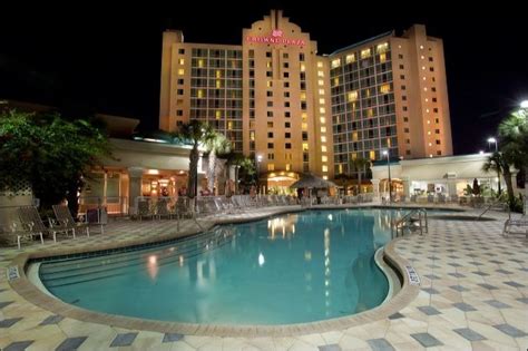 Photos: Crowne Plaza Hotel Orlando-Universal | Budget Travel