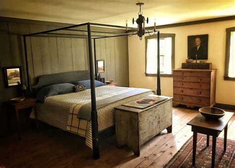 Master Bedroom 🌻 | Farmhouse style bedroom decor, Farmhouse bedroom decor, Master bedrooms decor