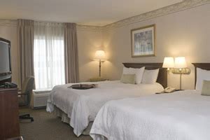 Hampton Inn & Suites Newport/Middletown – Campus Travel Management