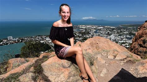 21yo leukaemia survivor Maddy Smith is Townsville’s ‘titanium traveller’ blogger on Instagram ...