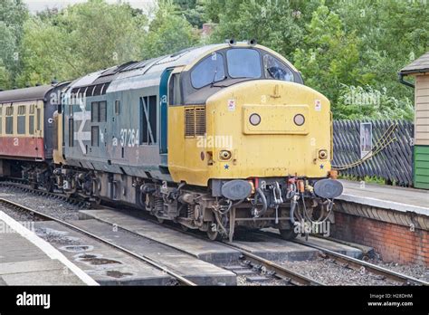 British Rail Class 37 Locomotive 37264 arriving at Pickering Railway ...