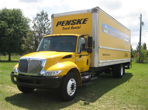 Penske Truck Rental - International 4300 / Morgan Box Truck with Maxon ...