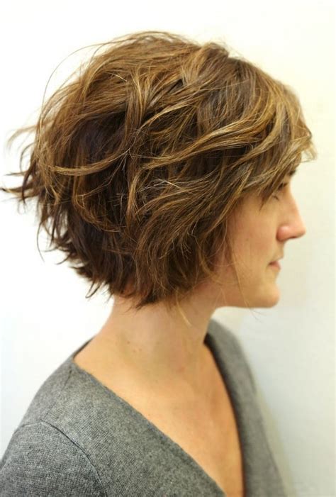 21 Stunning Wavy Bob Hairstyles - PoPular Haircuts