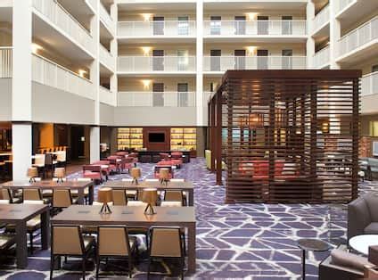 Embassy Suites by Hilton Philadelphia Airport Photo Gallery