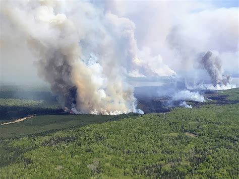 Alberta fires send ‘wall of smoke’ into Montana | Daily Inter Lake