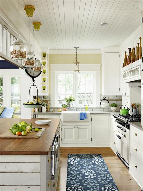 Antique Kitchen Decorating: Pictures & Ideas From HGTV | HGTV