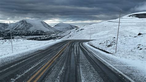 First snow of the season falls on mountain peaks across Colorado ...