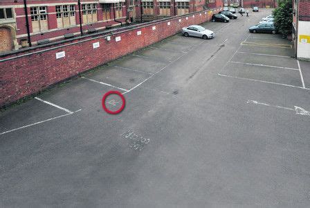 R marks the spot - the Leicester car park where Richard was found ...