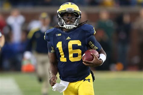 Denard Robinson injury: Michigan QB leaves game against Nebraska - SB ...